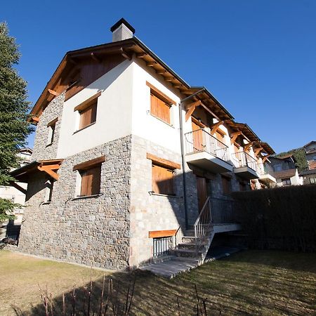 Casa Amb Jardi Alp Apartment Exterior photo